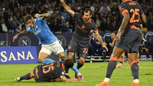 Mi Sports: تم تأجيل المكالمة التي تبلغ 12 ياردة لمدة 8 ثوانٍ. اشتبه إنتر ميلان في أن حكم الـ 12 ياردة لم يكن نية الحكم.